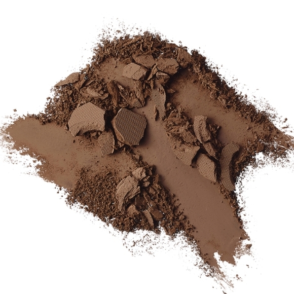 MAC COSMETICS MATTE EYESHADOW IN ESPRESSO. - Picture 5 of 16